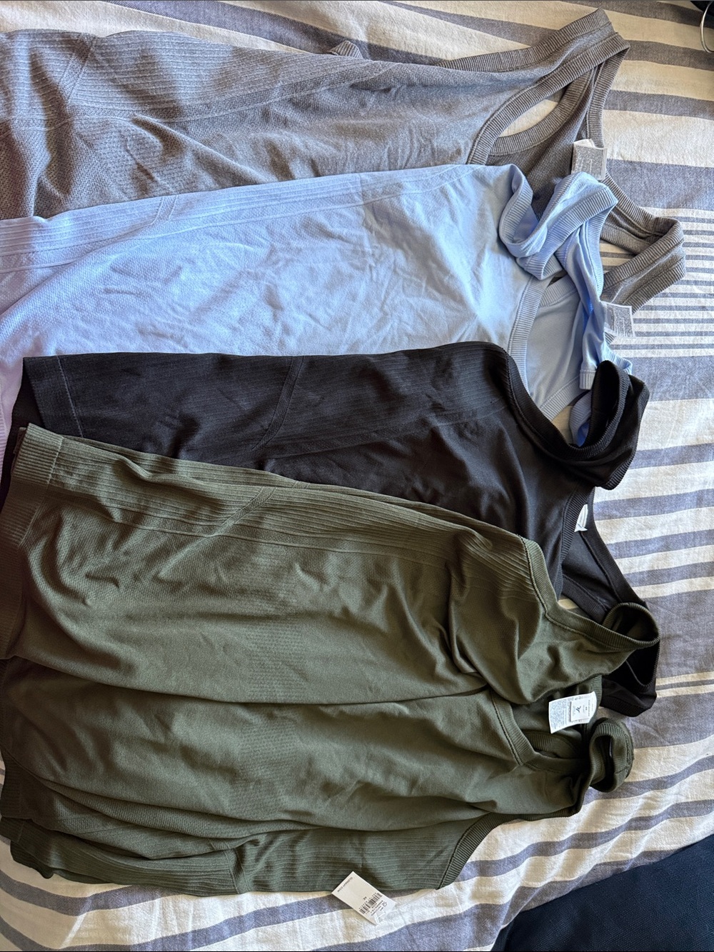 Bundle of 4 Fitted Seamless Tanks Olive, Black, Light Blue, Gray